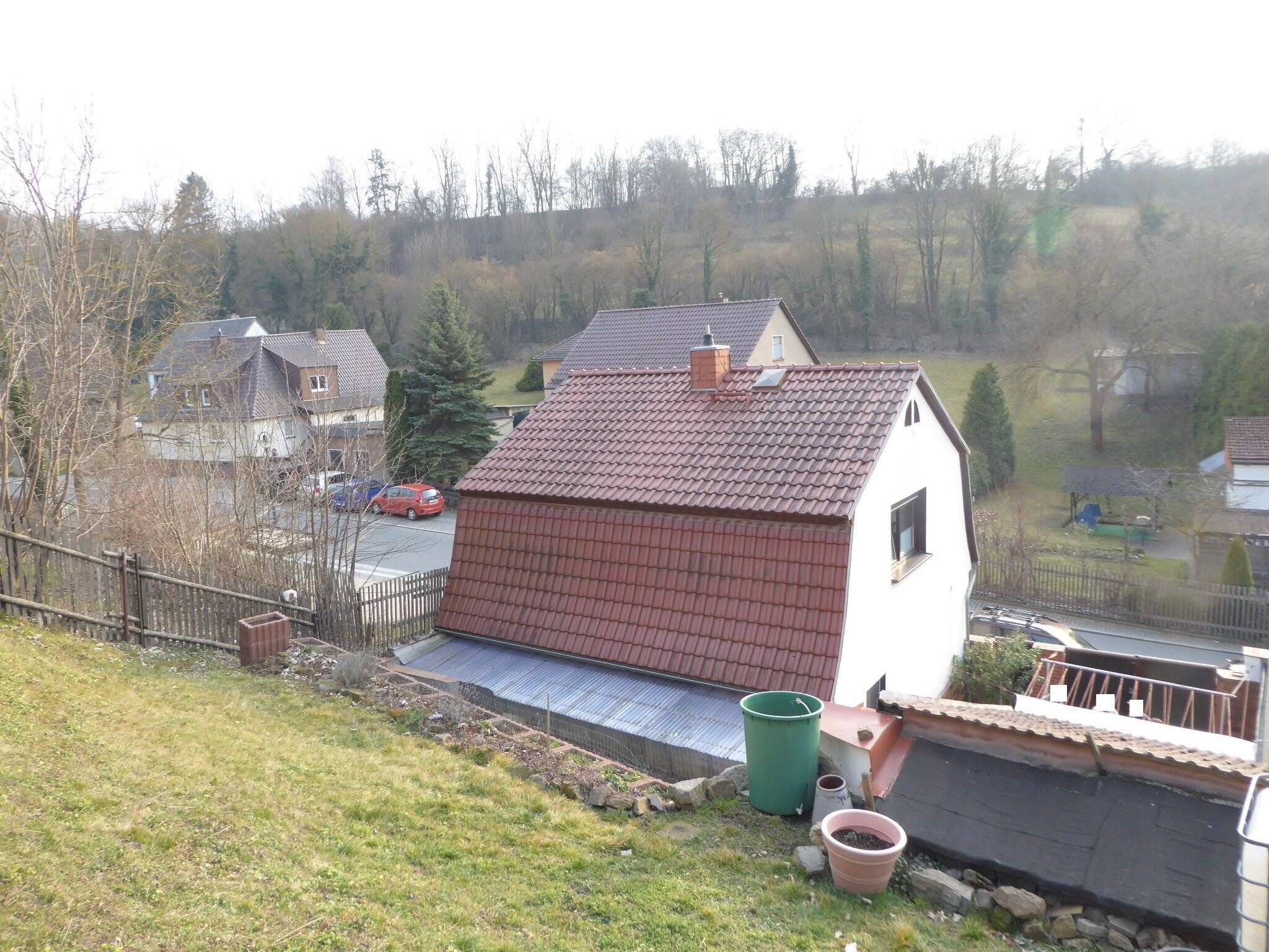 Immobilie in Unterwellenborn - Kleines, gepflegtes Einfamilienhaus mit Nebengelass in Könitz zu verkaufen - Bild 3