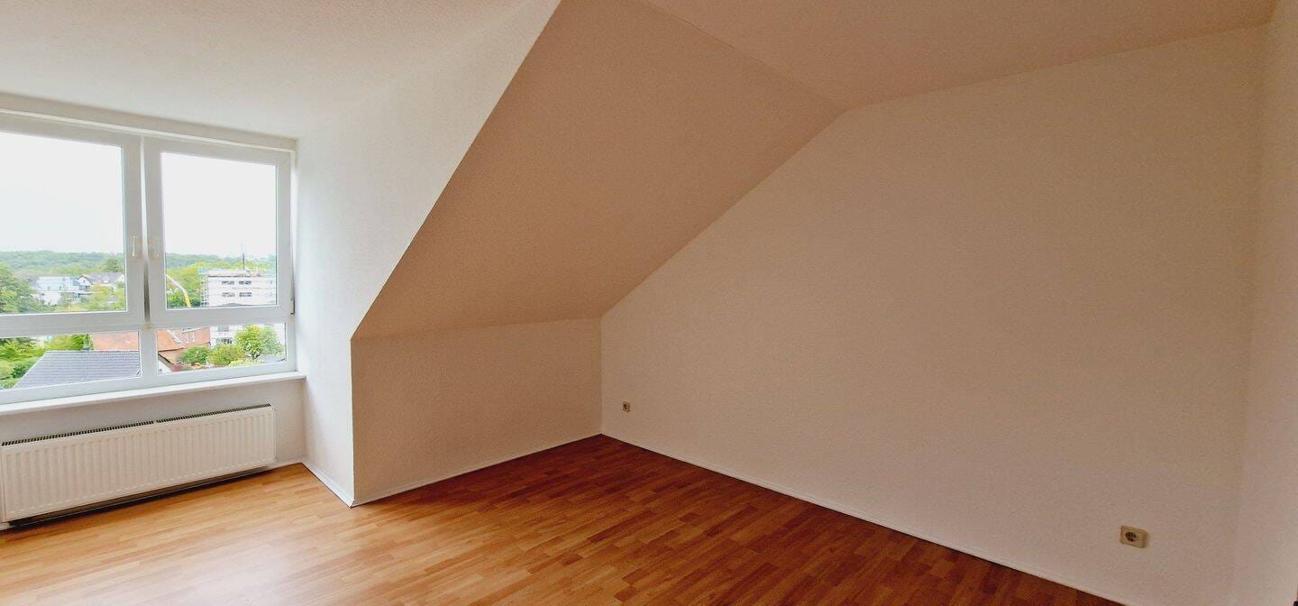 Immobilie in Bad Arolsen - Lichtdurchflutete 2-Zi-Wohnung im ruhigen Wohngebiet  zzgl. Garage - Bild 0