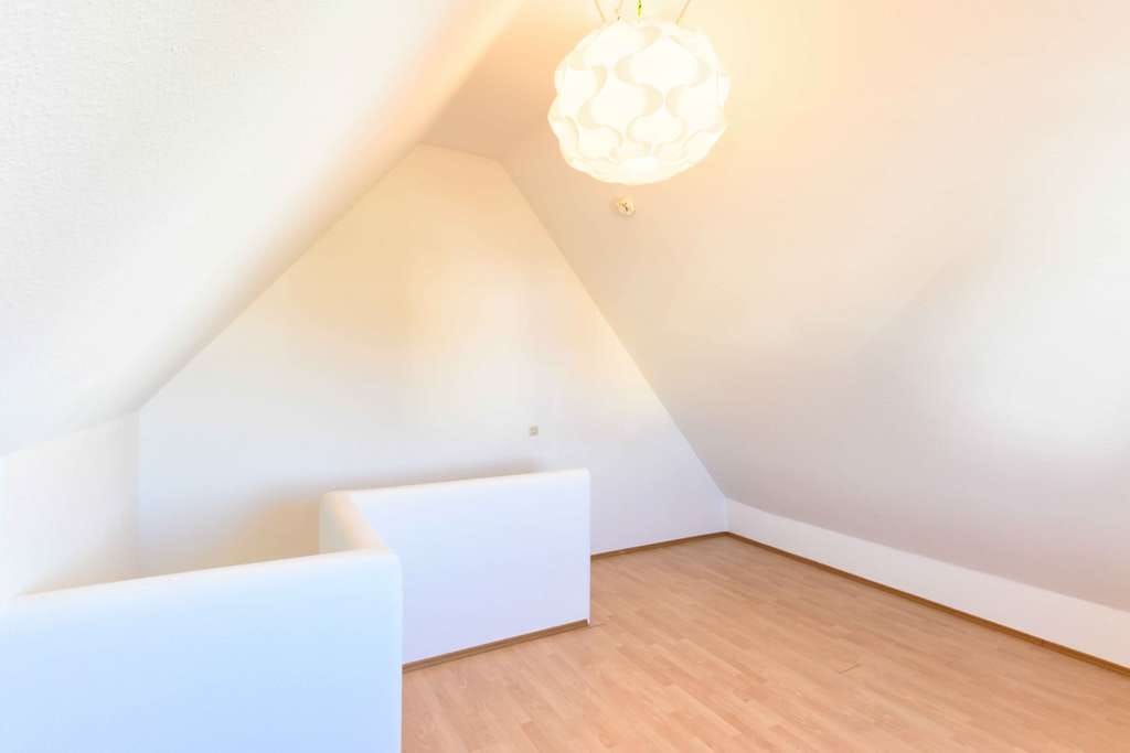 Immobilie in Hallbergmoos - Für Schnellentschlossene: Sofortbezug! 2-ZKB-Maisonette über 2 Etagen in Hallbergmoos - Bild 2