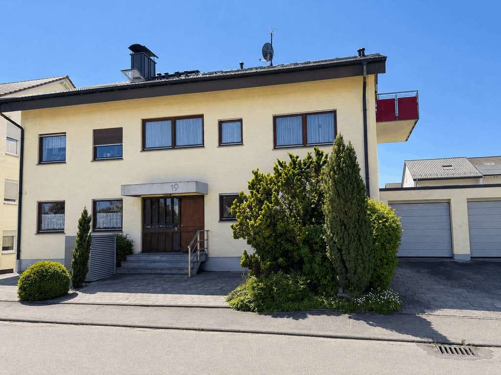 Immobilie in Durmersheim - Gepflegte 5-Zimmer-Etagenwohnung mit Tageslichtbad, Garage und energetischer Modernisierung - Bild 0