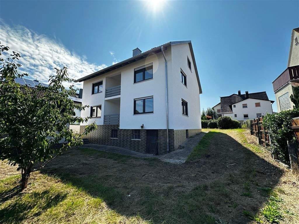 Immobilie in Pleinfeld - Kernsaniertes Zweifamilienhaus in ruhiger Wohnlage in Pleinfeld - Bild 2