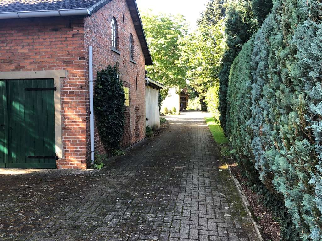 Immobilie in Schwanewede - Ihr eigenes Reetdach-Juwel: Freistehendes Sondereigentum auf 3737 m² Areal - Bild 3