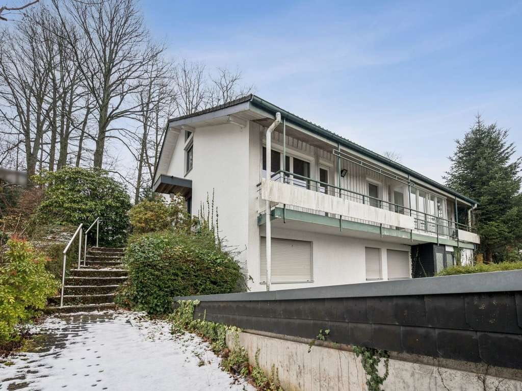 Immobilie in Gaggenau - Großzügiges Mehrgenerationenhaus mit Einliegerwohnung in hervorragender Lage von Gaggenau - Bild 1