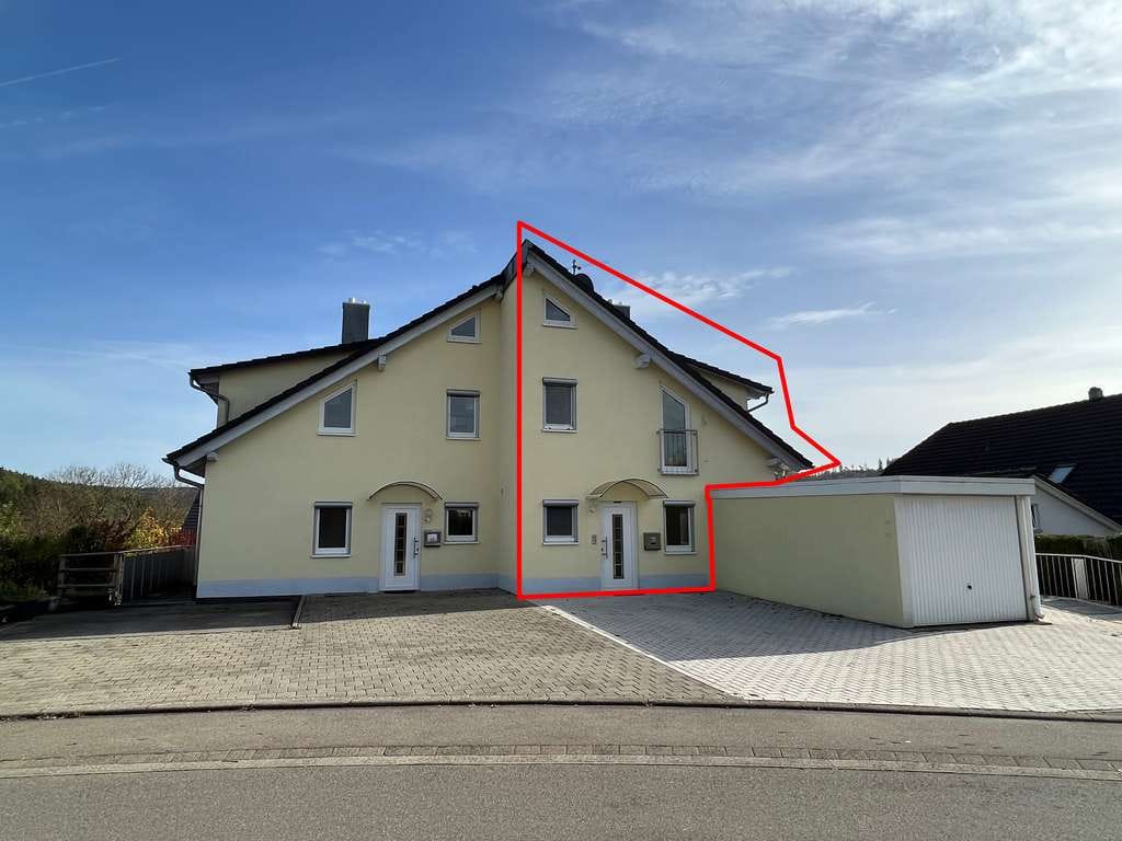 Immobilie in Dietingen - Sofort bezugsfrei: Provisionsfreie DDH mit vielseitigem Untergeschoss! - Bild 2