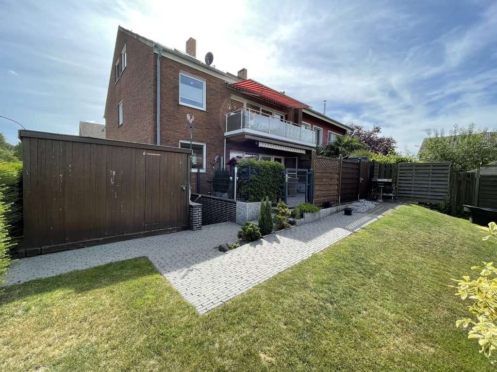 Immobilie in Dorsten - Vermietetes Dreifamilienhaus auf Erbpacht in Dorsten-Rhade - Bild 1