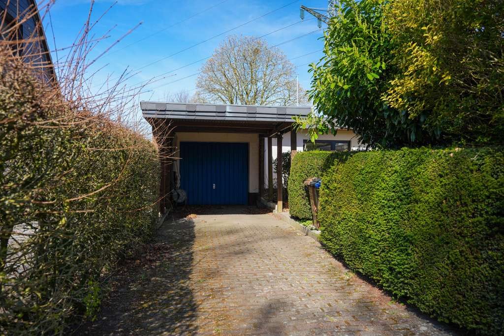 Immobilie in Elmshorn - Schöner Bungalow mit großem Garten, Garage und Wintergarten inkl. Siedlungshaus mit Mieteinnahme - Bild 3