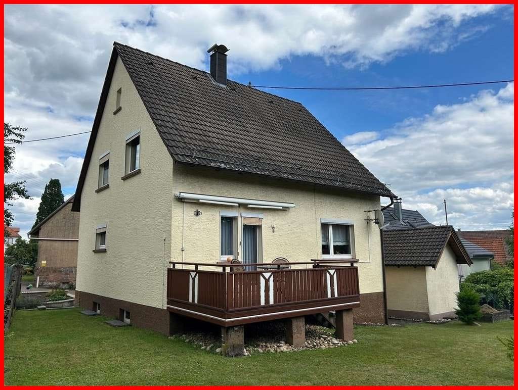 Immobilie in Fahrenbach - Ideal für die kleine Familie 
Einfamilienhaus mit großzügigem Garten - Bild 0
