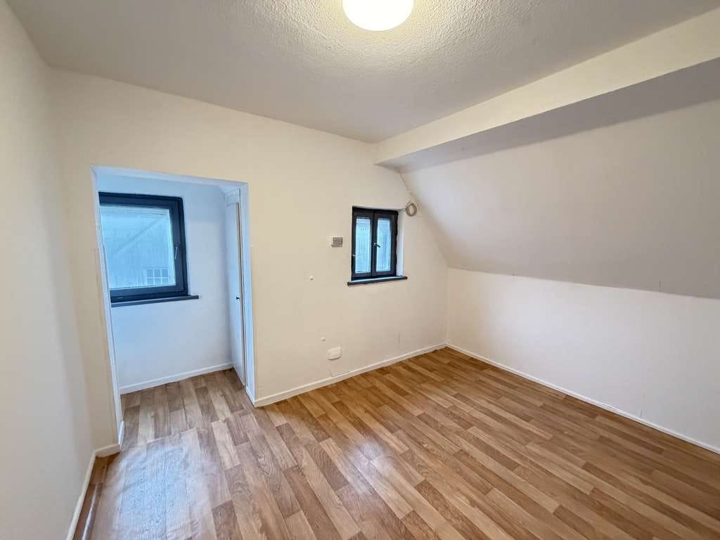 Immobilie in Schauren - Ihr neues Zuhause im Hunsrück – Einfamilienhaus mit Gestaltungspotenzial in Schauren - Bild 1