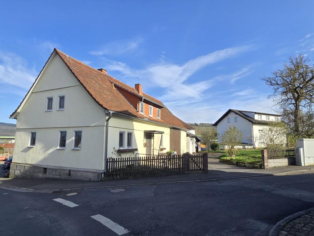 Immobilie in Kalbach - Einfamilienhaus freistehend in Kalbach (Uttrichshausen) - Bild 2