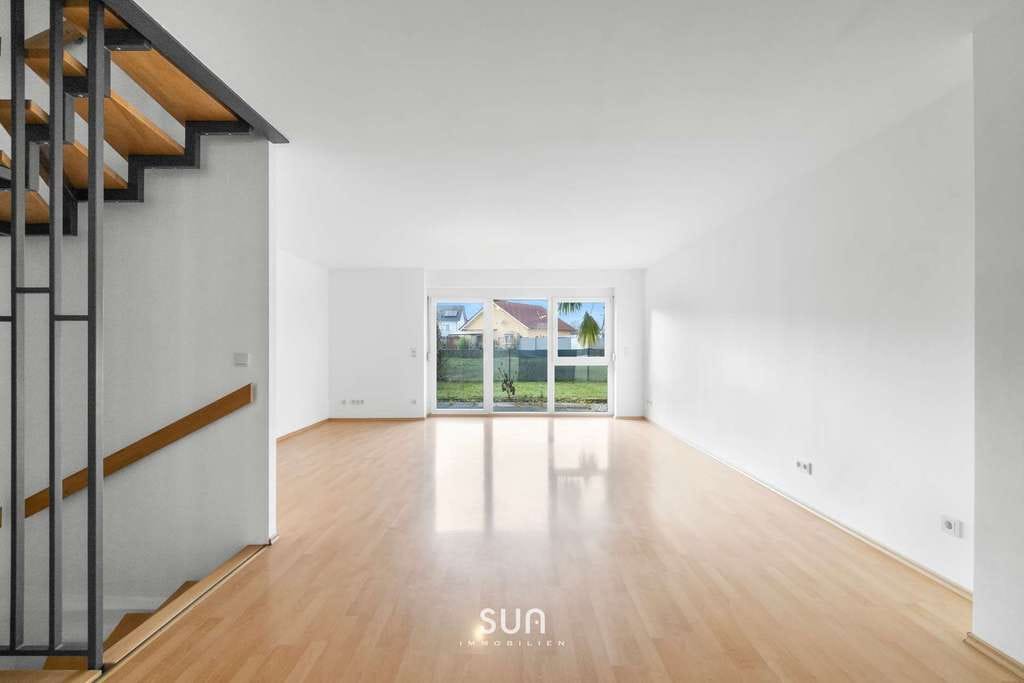 Immobilie in Sprendlingen - Ruhig gelegenes Familienhaus in Sprendlingen (RLP) mit Garten und Dachterrassen - Bild 2