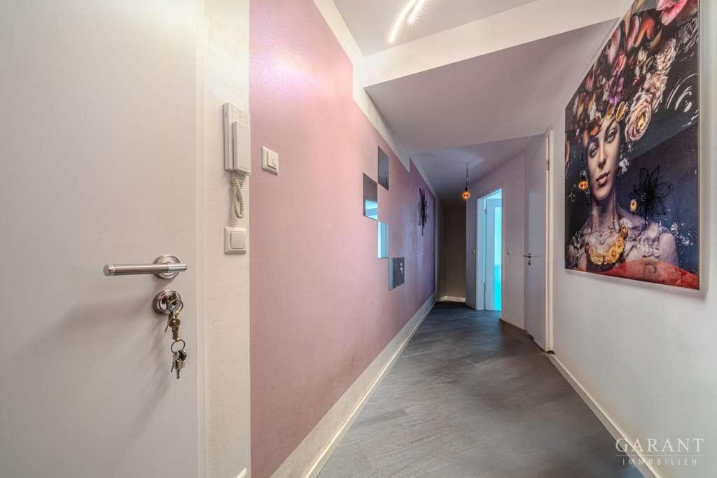 Immobilie in Egmating - Attraktive moderne Maisonette-Wohnung mit großer Sonnenterrasse - Bild 1