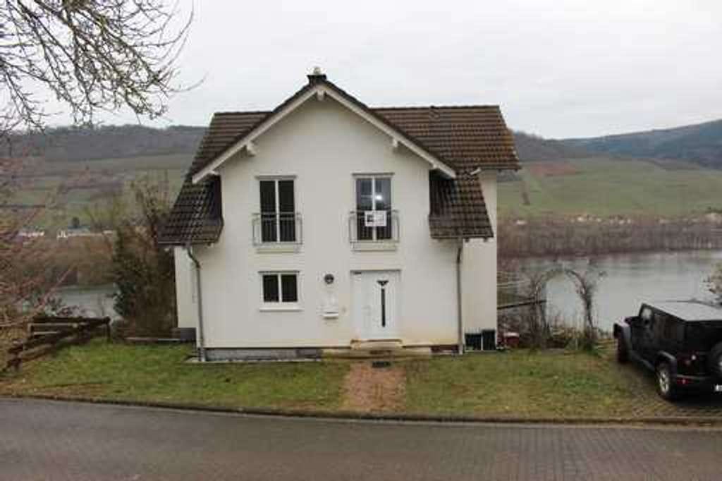 Immobilie in Niederheimbach - Villa Rheinblick im Mittelrheintal - Niederheimbach - Bild 1