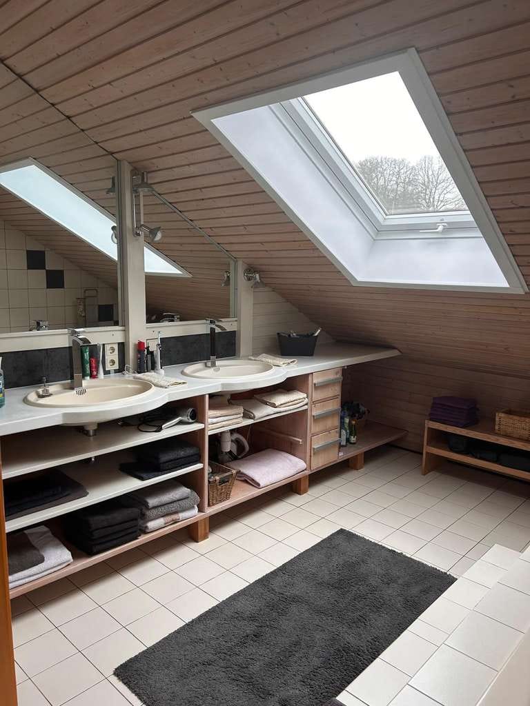 Immobilie in Üchtelhausen - Exklusives Einfamilienhaus mit Panoramablick über Üchtelhausen - Bild 0