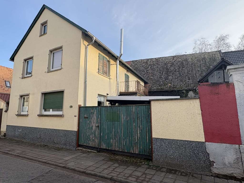 Immobilie in Rödersheim-Gronau - Wohnhaus mit angebauter Scheune und vielseitigem Nutzungspotenzial zu verkaufen! - Bild 0