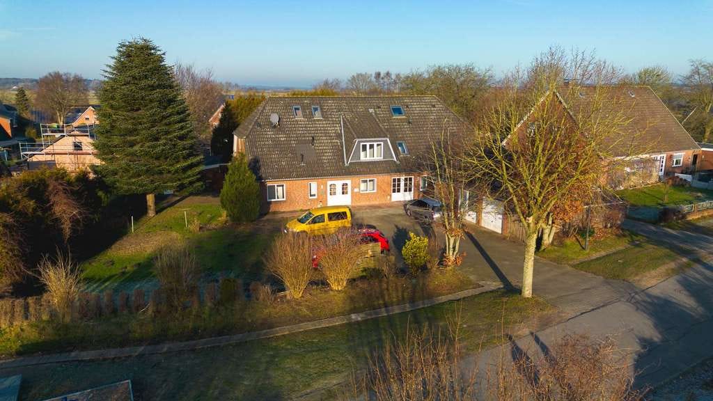 Immobilie in Stapel - Doppelhaushälfte nach Bedarf mit 1 oder 2 Wohneinheiten verteilt auf ca 150m² NF - Bild 1
