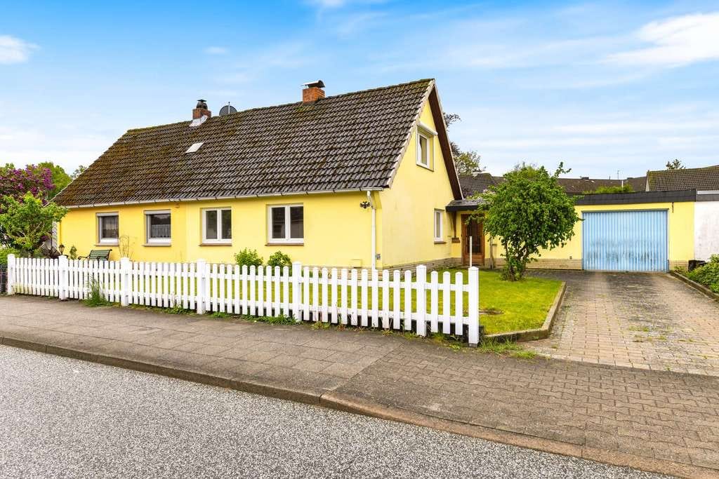 Immobilie in Lübeck - Ein Zuhause mit Perspektive - Doppelhaushälfte mit Entwicklungspotenzial in Lübeck-St. Jürgen - Bild 4