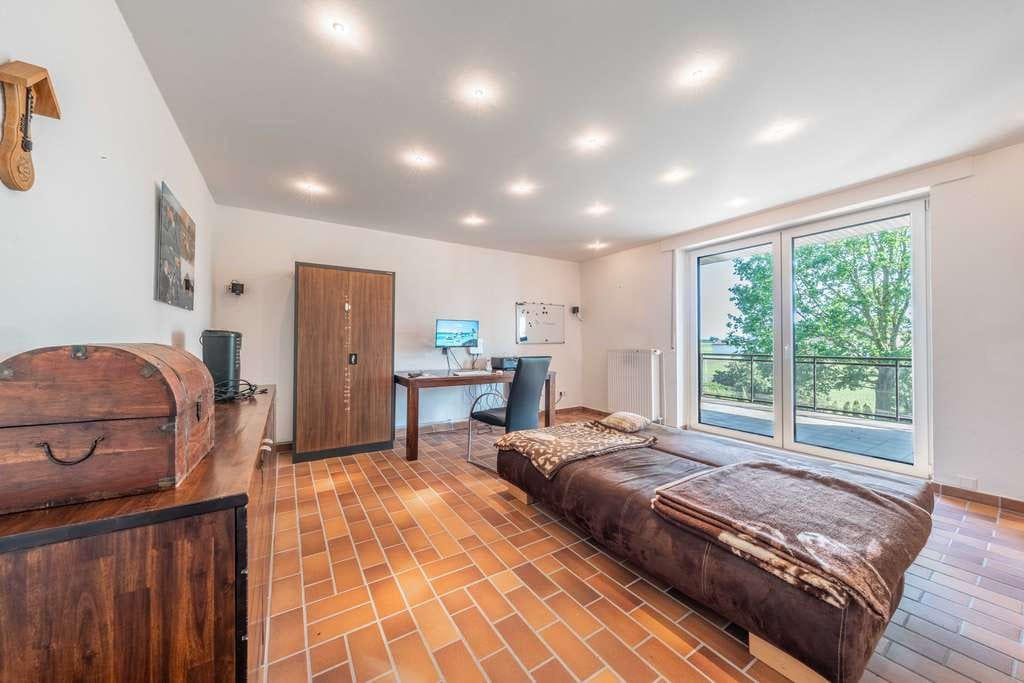 Immobilie in Stemwede - Großzügiges  Zwei- / Mehrgenerationenhaus mit 393 m² Wohnfläche & Traumgrundstück - Bild 1