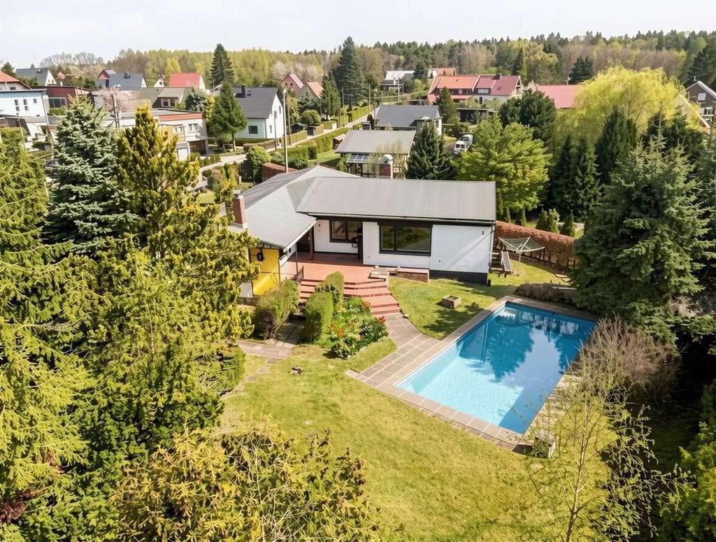 Immobilie in Wachau - +++ Geräumiger Winkelbungalow! - mit Kamin, Pool und fantastischem Grundstück +++ - Bild 0