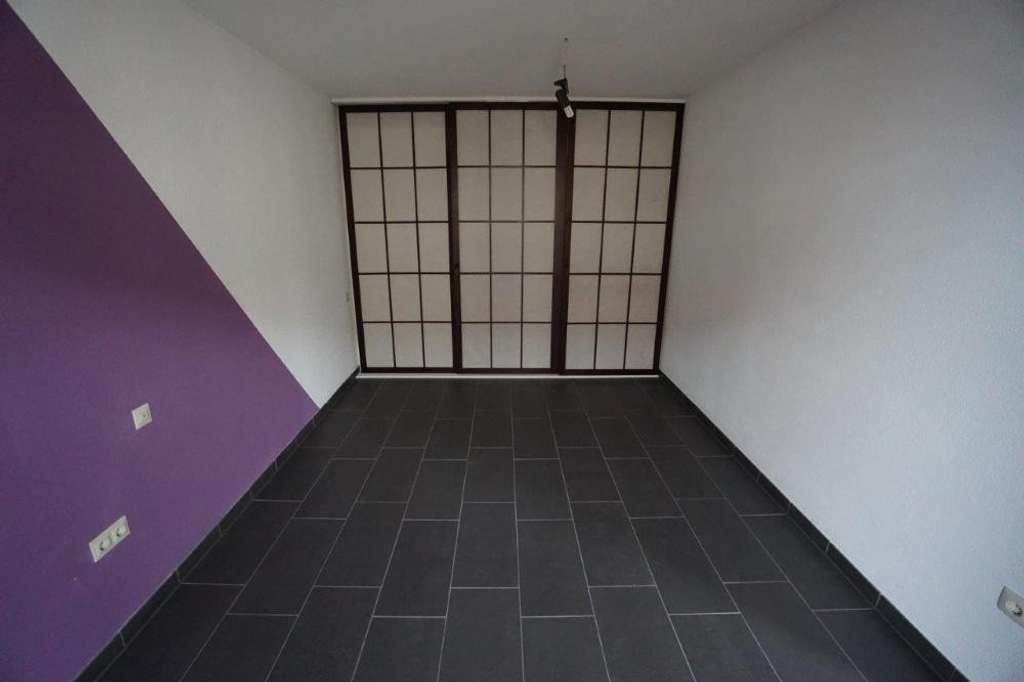 Immobilie in Kaufering - Im Zentrum gelegen, mit Balkon, Fußbodenheizung, Einbauküche... - Bild 2