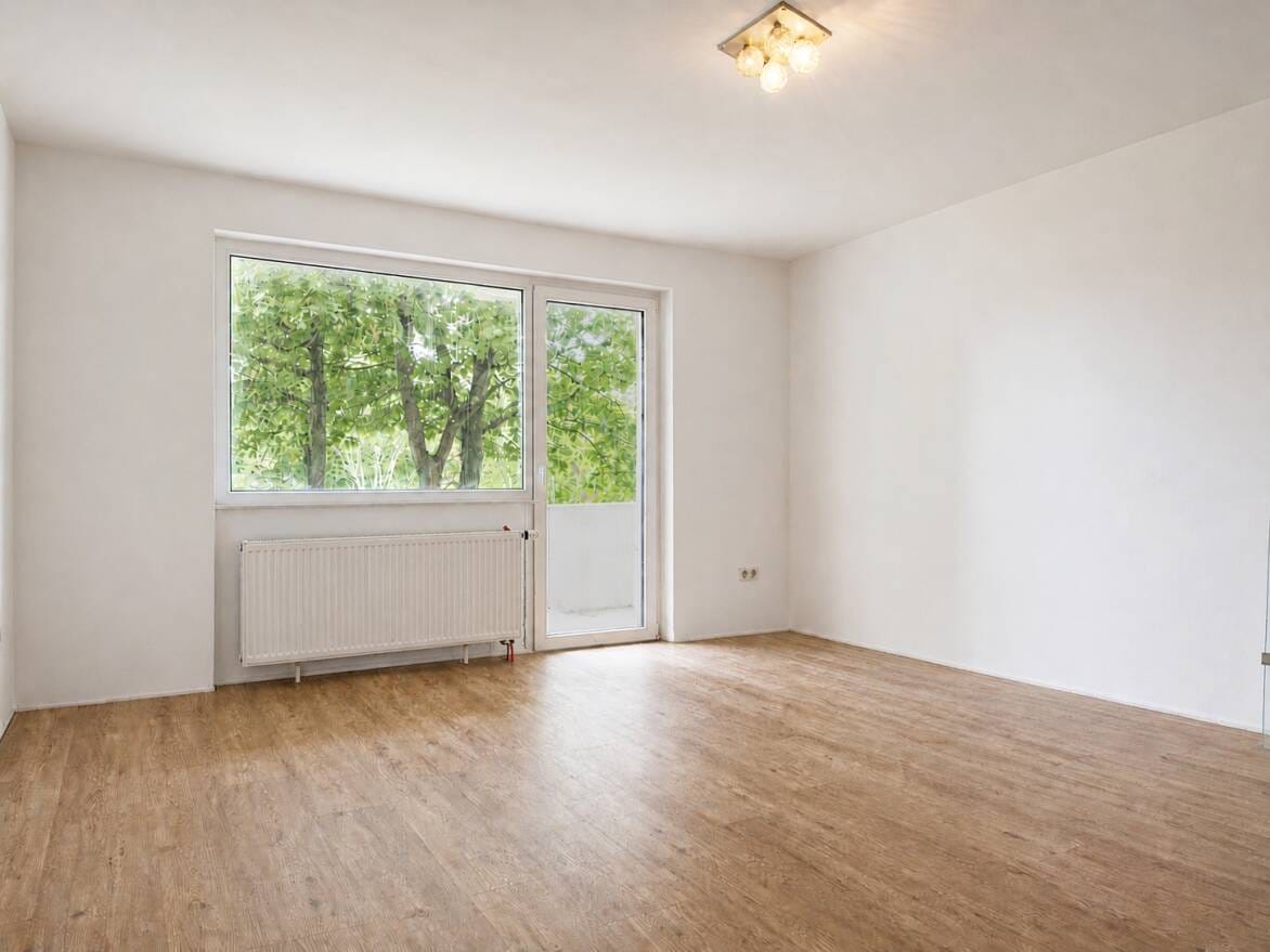 Immobilie in Obernkirchen - Lichtdurchflutete 2-Zimmer-Eigentumswohnung mit Loggia - Bild 2