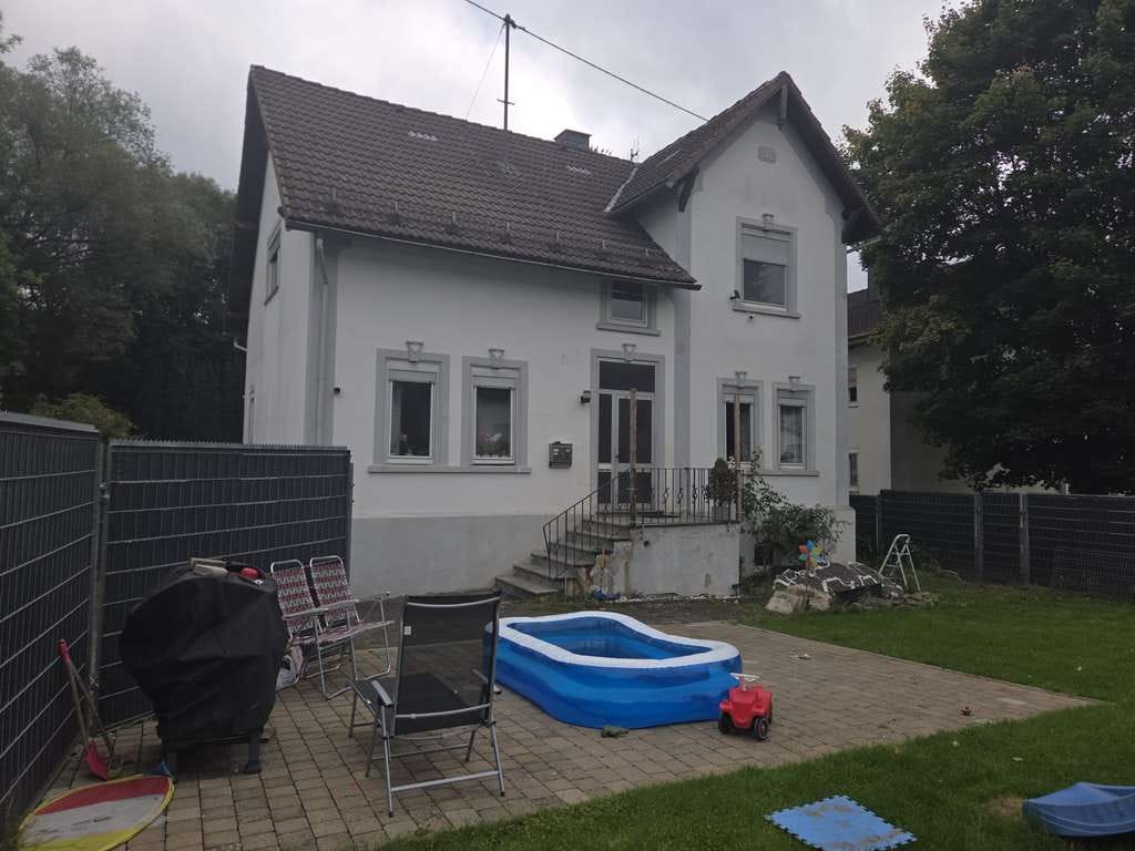 Immobilie in Kreuztal - 1 bis 2 Familienhaus in Kreuztal mit großem flachen Grundstück - Bild 3