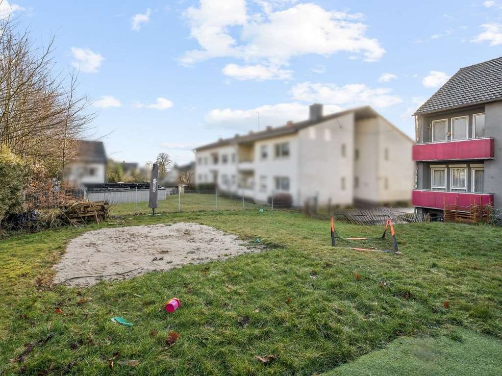 Immobilie in Radevormwald - Attraktives, vollvermietes Dreifamilienhaus mit Eigentümerwohnung in Radevormwald - Bild 3