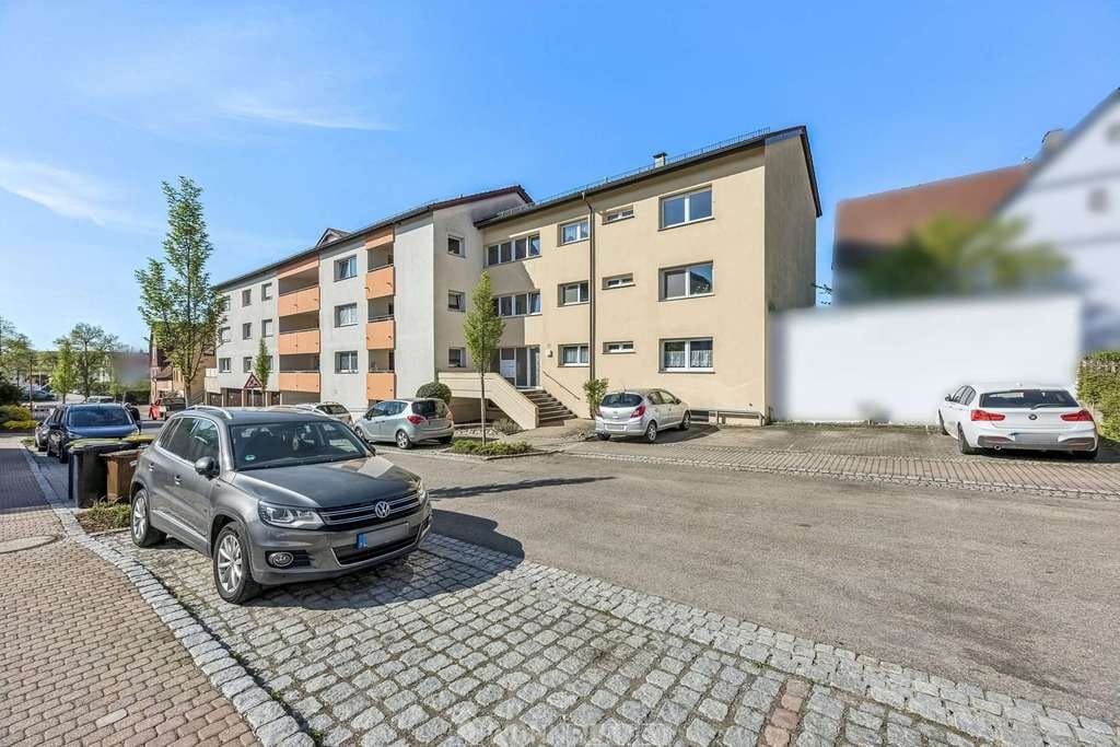 Immobilie in Affalterbach - 2,5-Zimmer-Wohnung mit EBK, Tiefgarage und Keller – bezugsfrei in Affalterbach - Bild 0
