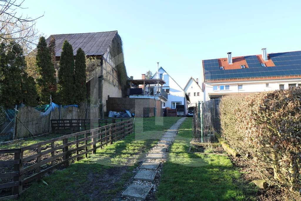 Immobilie in Schefflenz - Modernisiertes Einfamilienhaus mit großzügigem Grundstück und Terrasse - Bild 0