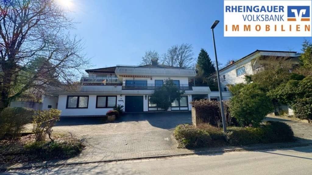 Immobilie in Eltville am Rhein - * Eltville: Attraktive 6-Zimmer-Wohnung in gefragter Lage inkl. vermietetem Apartment * - Bild 0