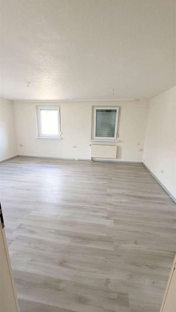 Immobilie in Mötzingen - Freistehendes Zweifamilienhaus  - Ideale Kapitalanlage - Bild 2