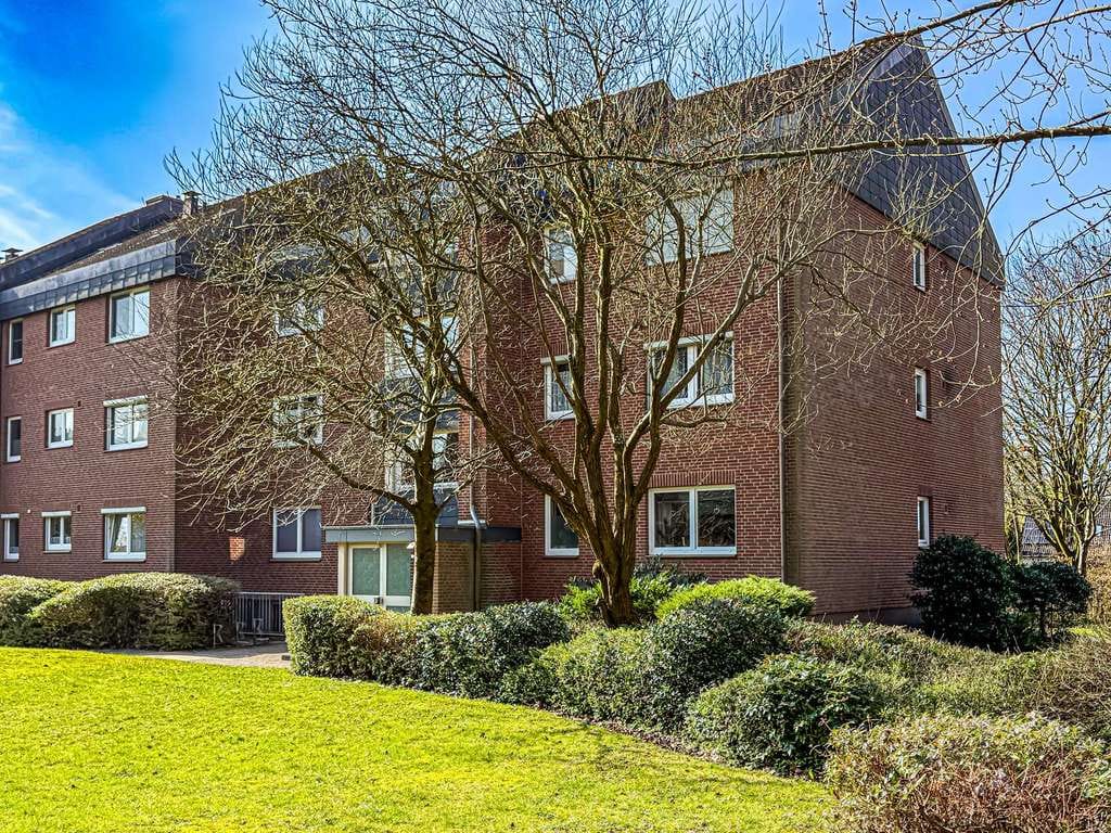 Immobilie in Schwentinental - Klausdorf - Schwentinental - bezugsfreie 2 Zimmer Eigentumswohnung mit Balkon und Garage - Bild 0