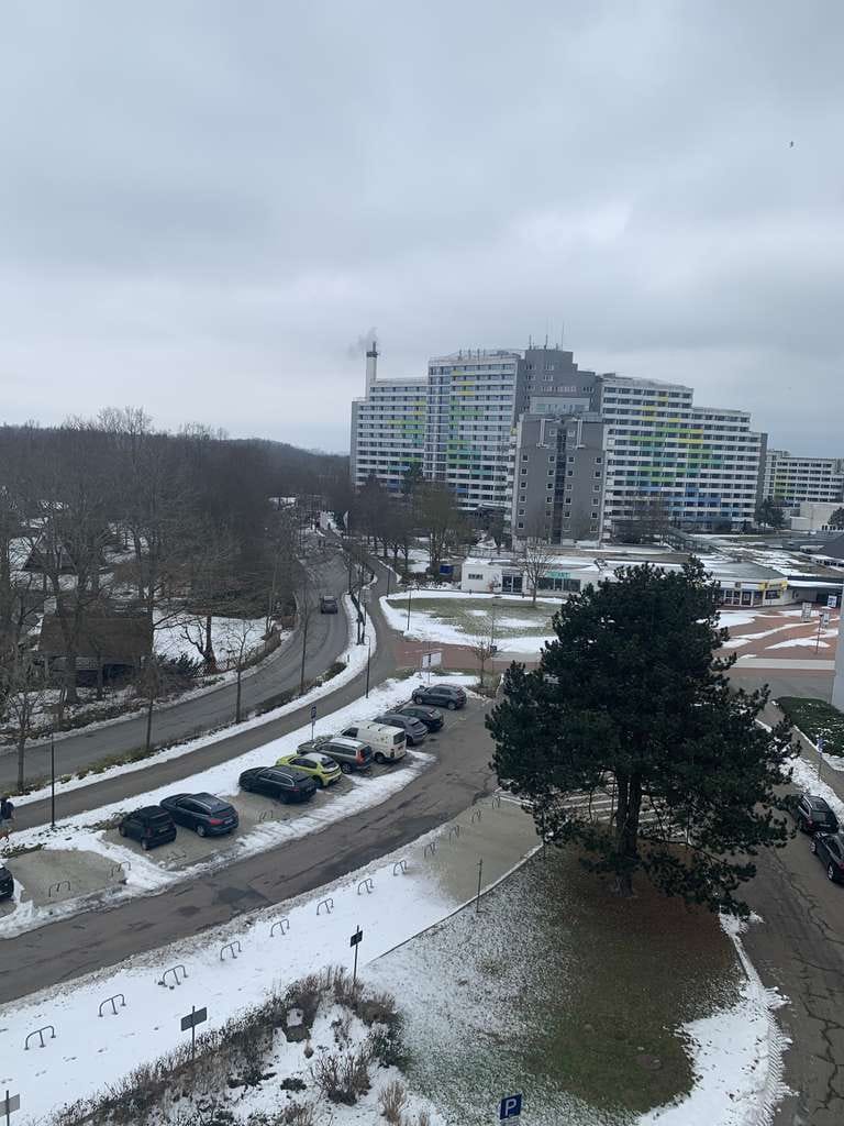 Immobilie in Damp - Damp - Ostsee: Feine möblierte 2 Zimmer Ferienwohnung mit Pott u. Pann,Loggia, Stellplatz und Keller - Bild 2