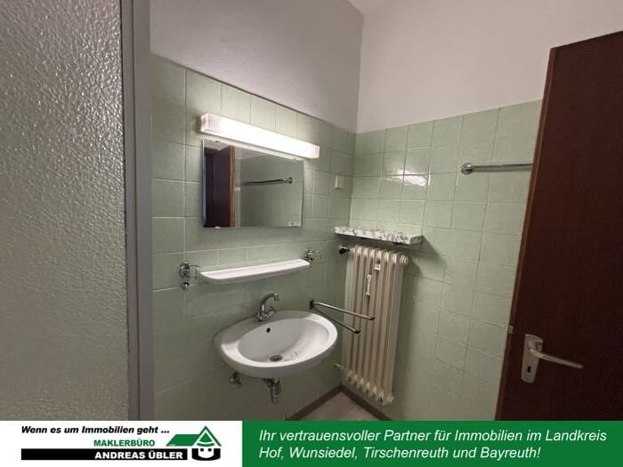 Immobilie in Marktredwitz - Ehemaliges Hotel als charmantes Mehrfamilienhaus -  Rendite ca. 7,9 % - Bild 3