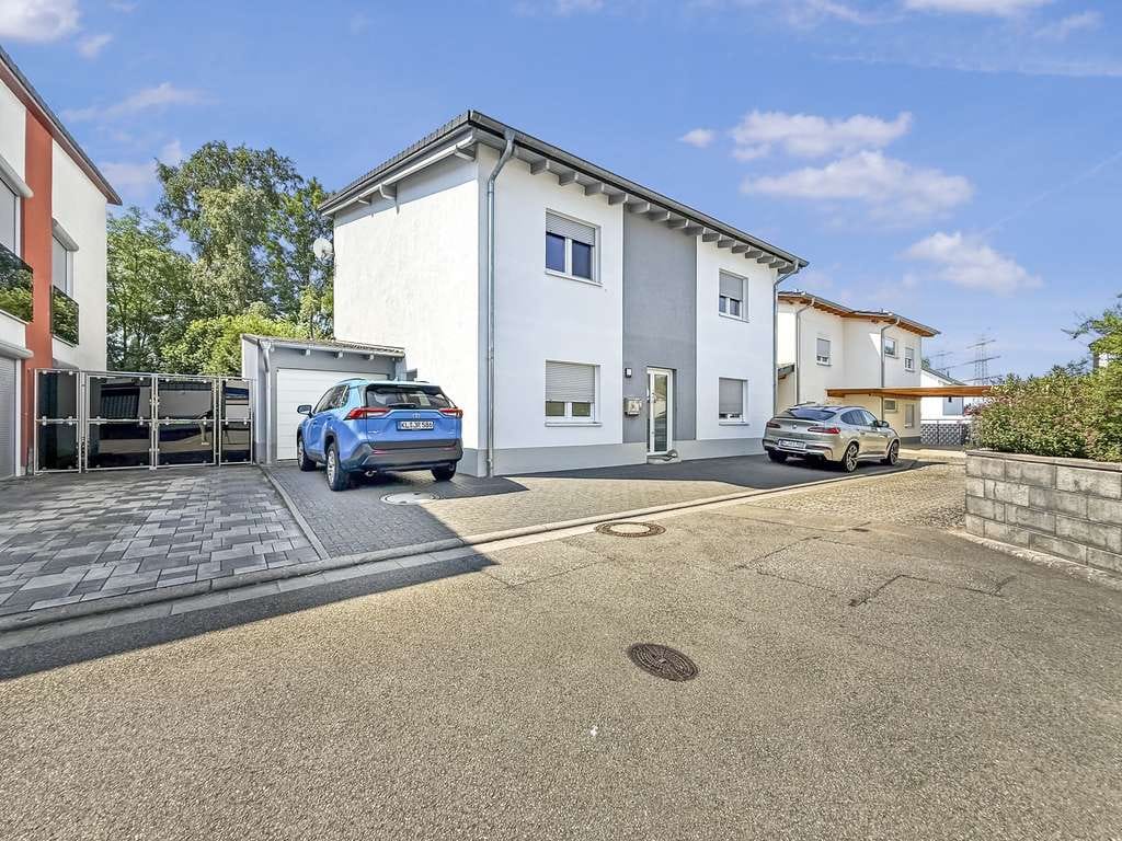 Immobilie in Otterbach - Großzügiges Einfamilienhaus in ruhiger Bestlage von Otterbach – modern, flexibel und wertstabil - Bild 0