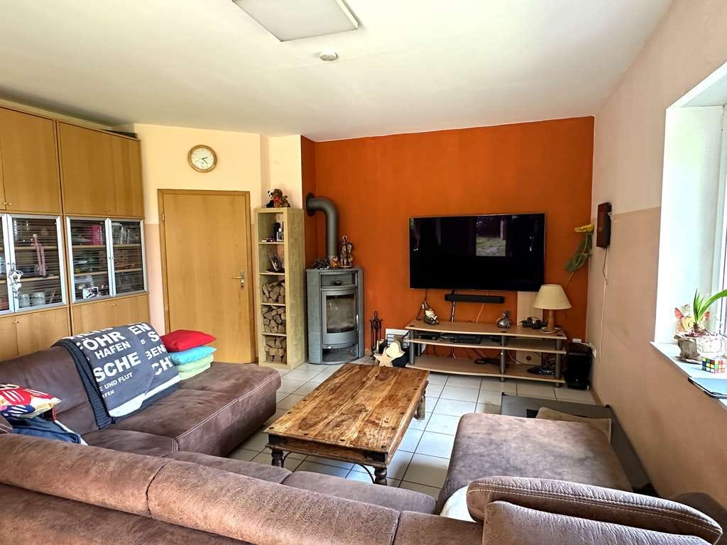 Immobilie in Negenharrie - Einfamilienhaus mit idyllischem Grundstück und Solaranlage. PROVISIONSFREI! - Bild 4