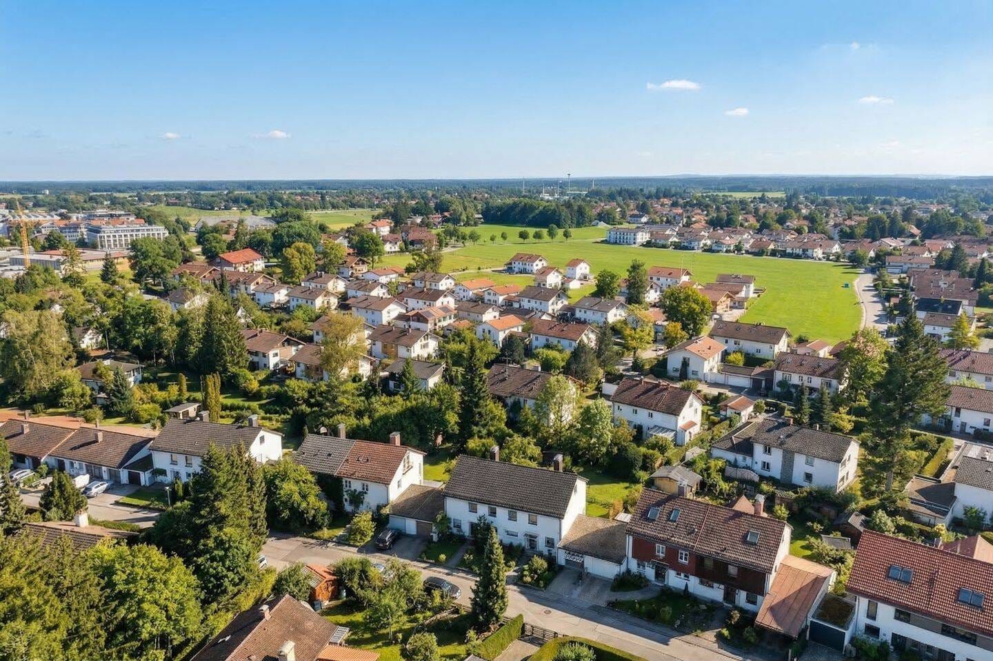 Immobilie in Oberhaching - Große Doppelhaushälfte in ruhiger Lage von Oberhaching - Bild 2