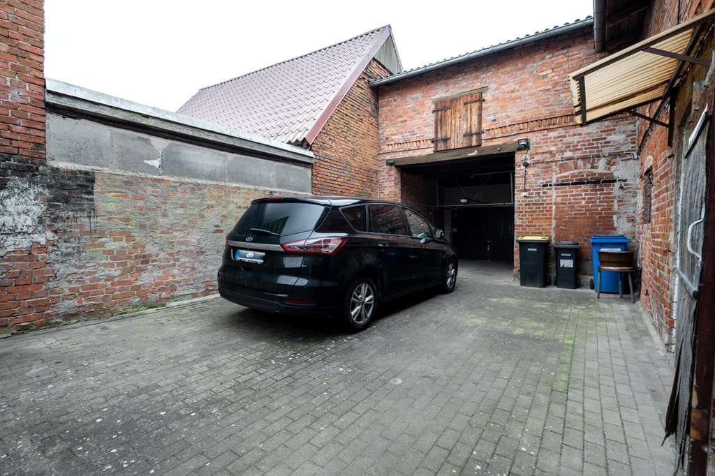 Immobilie in Altentreptow - Stadthaus mit viel Platz und Potenzial – ideal für Wohnen und Arbeiten unter einem Dach! - Bild 2