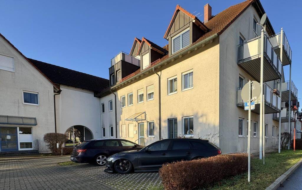 Immobilie in Crossen an der Elster - Anleger aufgepasst! 1-Raum-Wohnung in gepflegter Wohnanlage mit Stellplatz - Bild 1