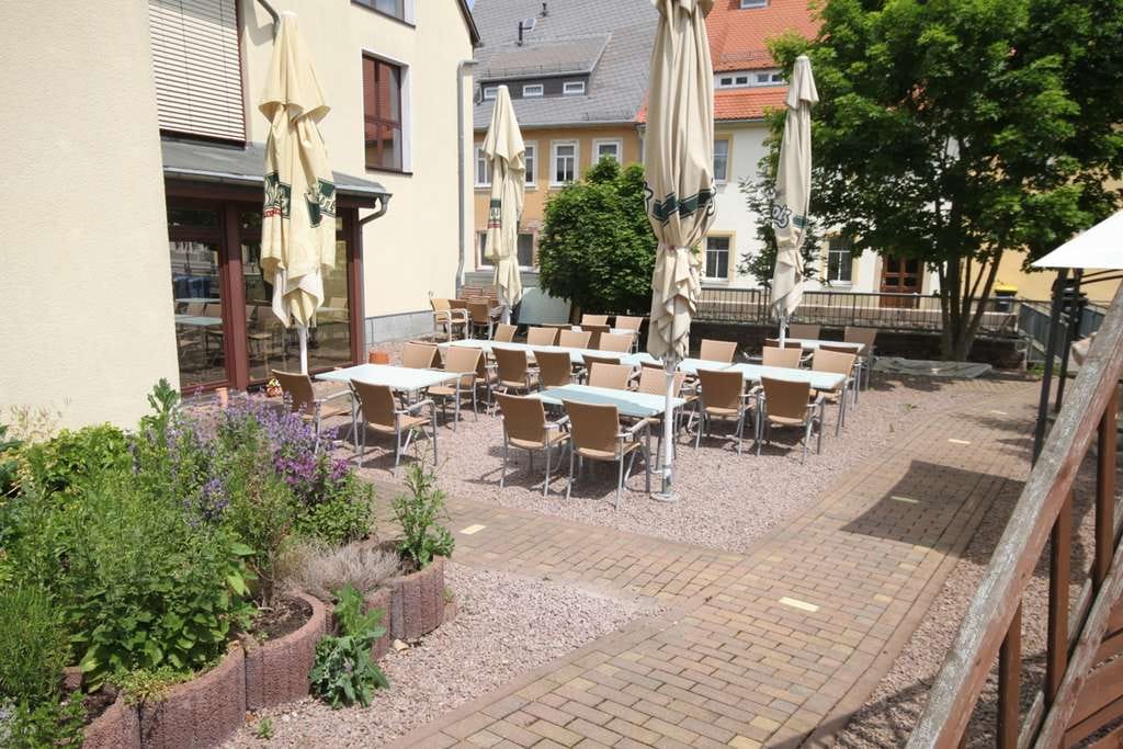 Immobilie in Hainichen - ++ Attraktives Mehrfamilienhaus mit Restaurant ++ - Bild 4