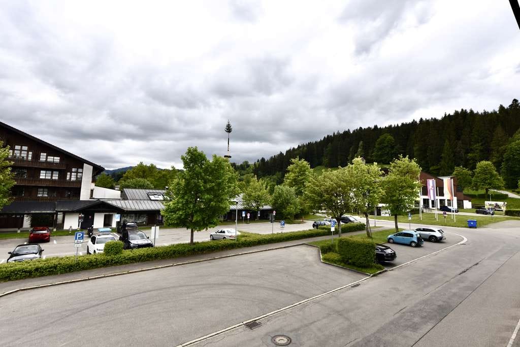Immobilie in Oberstaufen - Gelegenheit - großzügige 2,5-Zimmerwohnung mit PKW Außenstellplatz in Zentrumslage von Oberstaufen - Bild 0