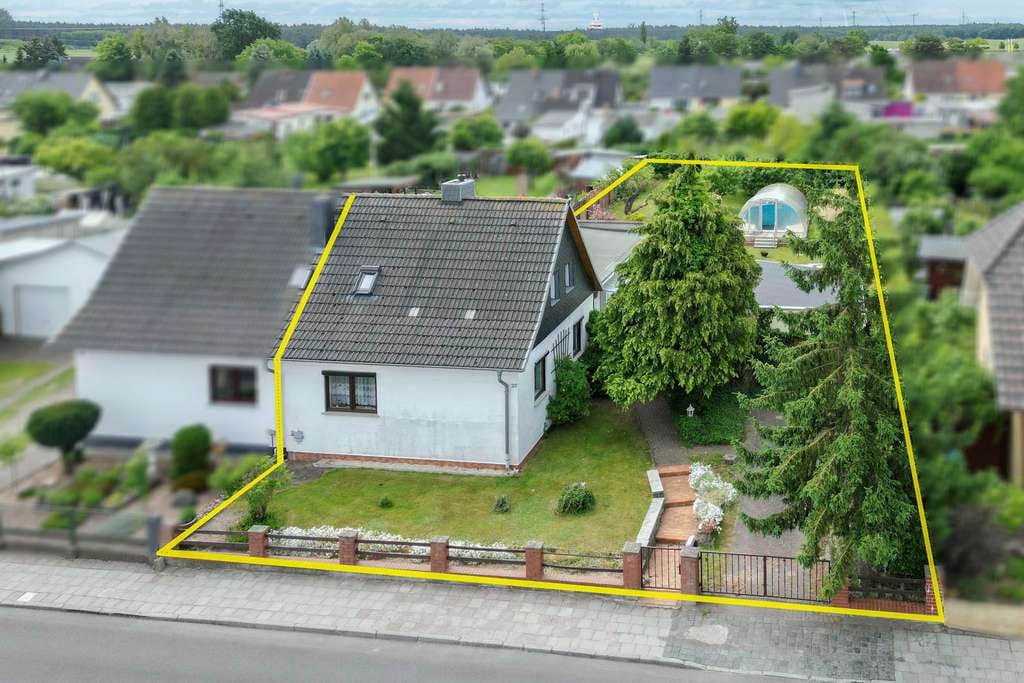 Immobilie in Pasewalk - Ermöglichen Sie sich den Familientraum: - Doppelhaushälfte mit Pool in Pasewalk - Bild 0