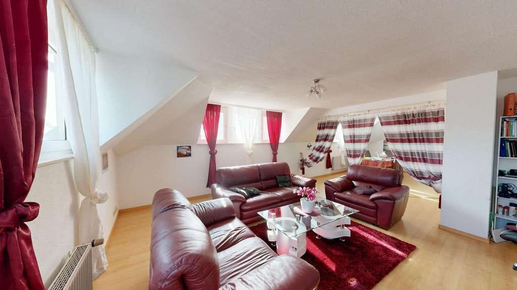 Immobilie in Hochspeyer - Zwei Ebenen. Ein Zuhause. - Bild 2