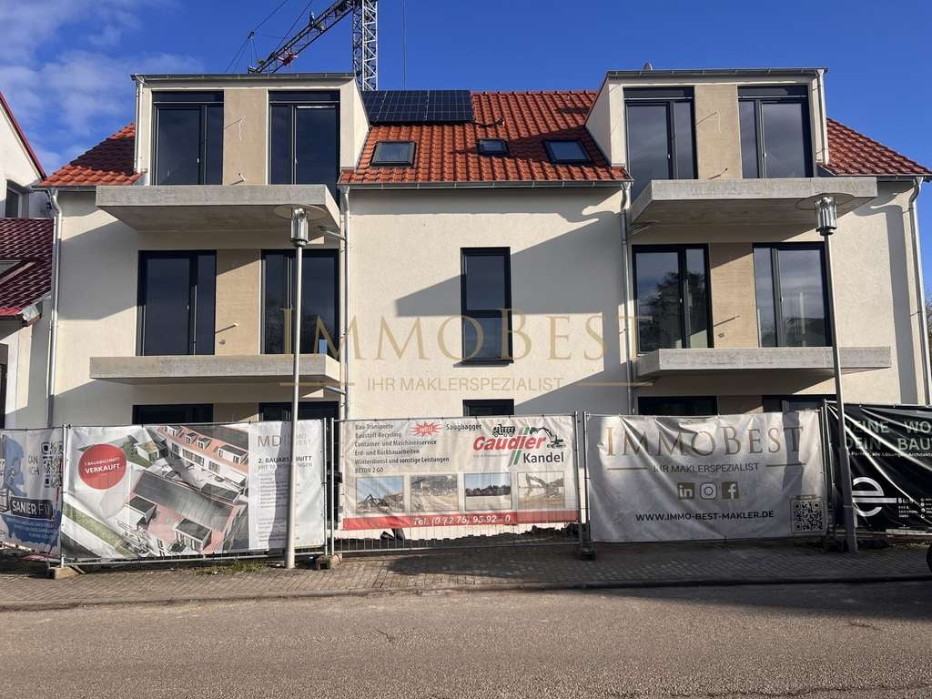 Immobilie in Billigheim-Ingenheim - WE4-Neubau+KfW 40+Aufzug+2 Balkone+Photovoltaikanlage - Bild 0