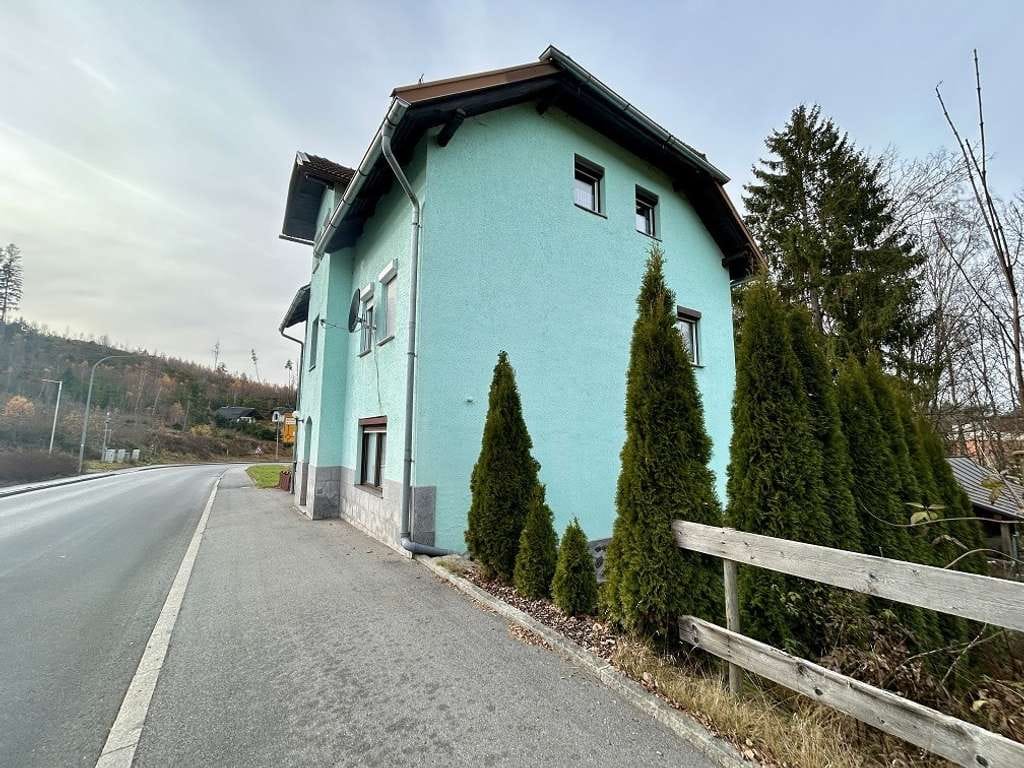 Immobilie in Spiegelau - Großes Einfamilienhaus in 94518 Spiegelau  - Bild 3