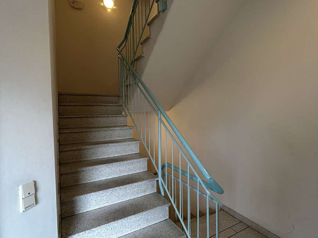 Immobilie in Treuen - Modern geschnittene 1-Raum-Wohnung mit Loggia in Treuen! Vermietet, Aufzug! - Bild 3
