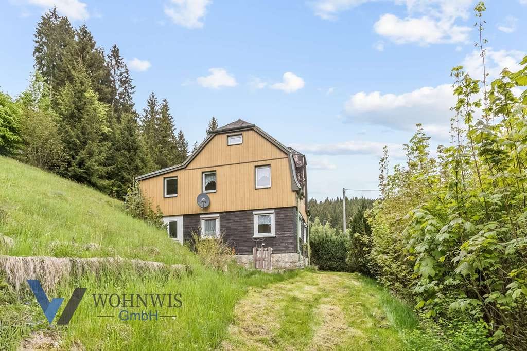 Immobilie in Klingenthal - Einfamilienhaus mit großem Grundstück, Bungalow, 2 Schuppen und mehreren Garagen in Klingenthal - Bild 4
