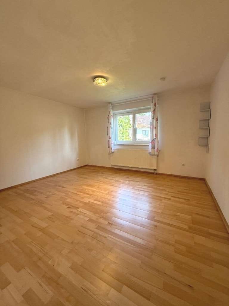 Immobilie in Waldkraiburg - Charmante 3-Zimmer-Terrassenwohnung mit Garten, Sauna in ruhiger, idyllischer Lage - Bild 3