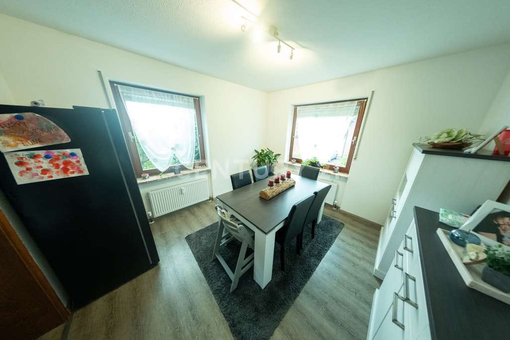 Immobilie in Herzberg am Harz - Traumhaftes Zweifamilienhaus in sehr beliebter Wohngegend von Herzberg am Harz zum Schnäppchen - Bild 2
