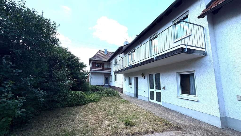 Immobilie in Freisbach - 2 tolle Häuser * Neu- und Altbau * in Freisbach - Bild 1
