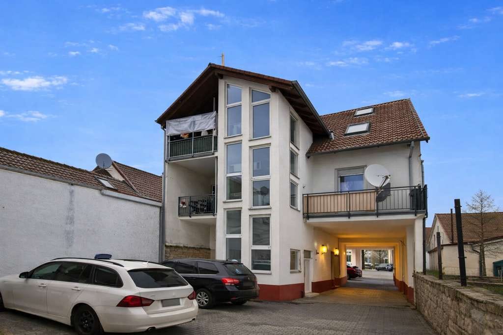 Immobilie in Weingarten - Vollvermietetes Mehrfamilienhaus in Weingarten – Solide Kapitalanlage mit Wertsteigerungspotenzial - Bild 1